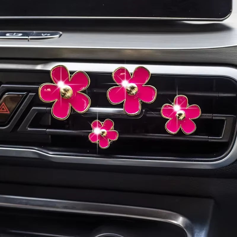 4Pcs/Set Car Outlet Vent Perfume Clips Car Air Freshener Conditioning Aromatherapy Small Daisy Interior Decoration Accessories